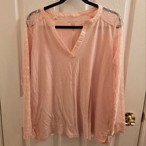 Light pink long-sleeves shirt crochet sleeves addition elle 1X plus size light